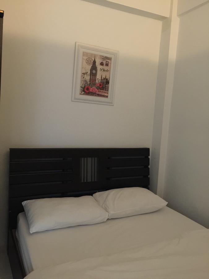 Bann Bunga Inn Bangkok Buitenkant foto